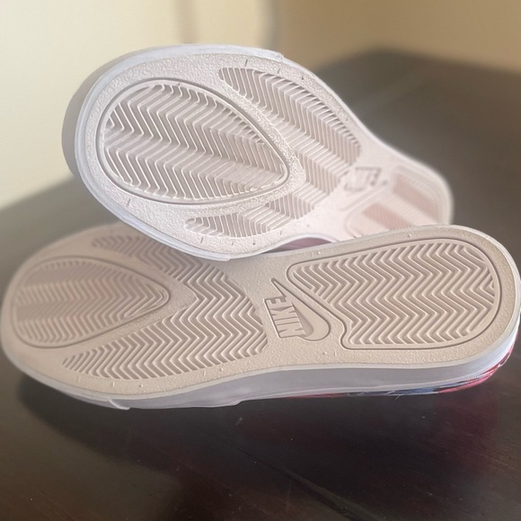 NIKE Women’s Court Royale AC Slip On “Laser Fuchsia” - Picture 13 of 14